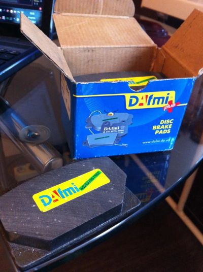 Лот: 3018943. Фото: 1. Колодки тормозные передние на... Тормозная система