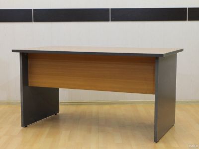Лот: 13653572. Фото: 1. Стол офисный орех + серый (Шатура... Компьютерные и письменные столы