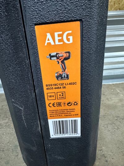 Лот: 25888804. Фото: 1. Гайковерт. Электроинструмент