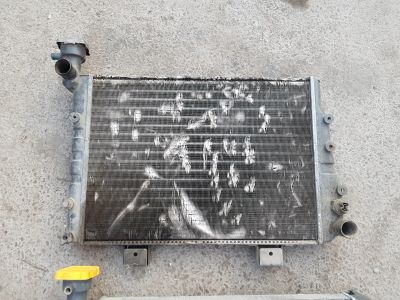 Лот: 12875571. Фото: 1. радиатор охлаждения ваз 2107 карбюратор. Двигатель и элементы двигателя