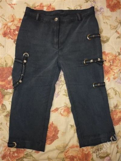 Лот: 891750. Фото: 1. Бриджи 42 размер вельветовые. Брюки, шорты