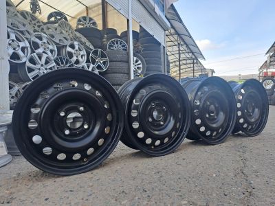 Лот: 25882976. Фото: 1. Комплект Оригинальных Заводских... Диски