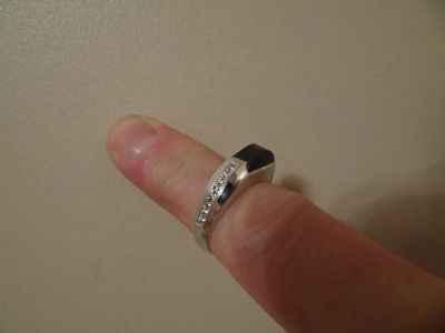 Лот: 6836104. Фото: 1. кольцо мужская печатка с камнями... Кольца, перстни