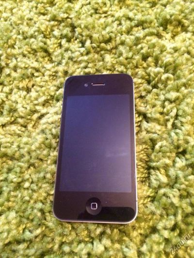 Лот: 5760679. Фото: 1. iPhone 4S 16G BLACK в жирном противоударном... Смартфоны