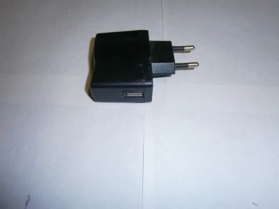 Лот: 5007194. Фото: 1. Зарядка USB. Зарядные устройства, блоки питания, адаптеры сетевые для смартфонов