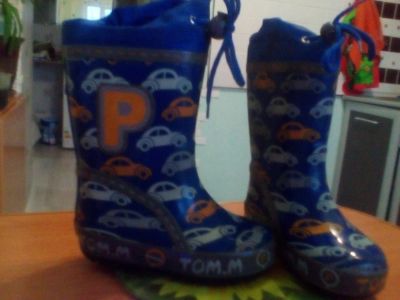 Лот: 7287619. Фото: 1. Резиновые сапоги TOM. Сапоги