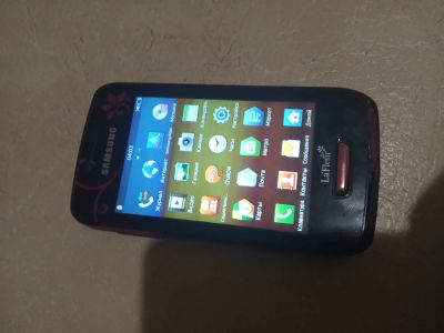 Лот: 25889407. Фото: 1. Телефоны Samsung wave y и флай. Кнопочные мобильные телефоны