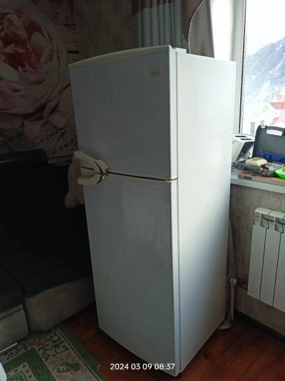 Лот: 21543769. Фото: 1. Холодильник. Холодильники, морозильные камеры