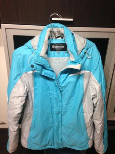 Лот: 6178254. Фото: 1. Куртка спортивная. Зимняя спортивная одежда