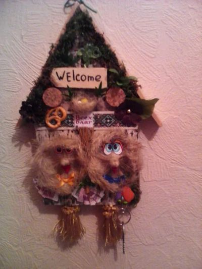 Лот: 7330183. Фото: 1. Ключница с домовенком оберег подарок... Декупаж