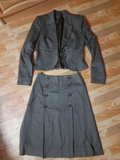 Лот: 25887129. Фото: 1. Женский костюм 2. Костюмы