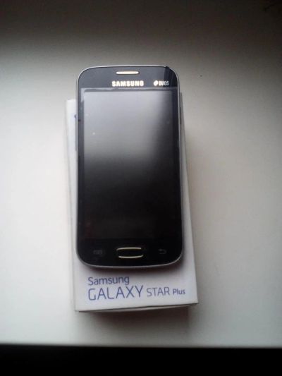 Лот: 6181879. Фото: 1. Samsung galaxy star plus gt-s7262... Кнопочные мобильные телефоны