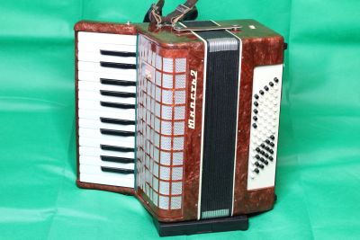 Лот: 25899098. Фото: 1. " Аккордеон Юность 2 на 26 клавиш... Баяны, аккордеоны, гармони