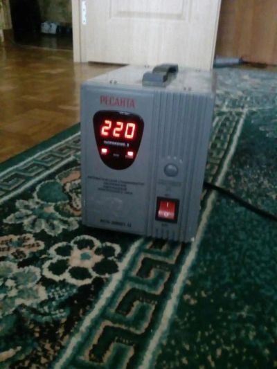 Лот: 8598362. Фото: 1. стабилизатор напряжения ресанта... Стабилизаторы напряжения, ЛАТР