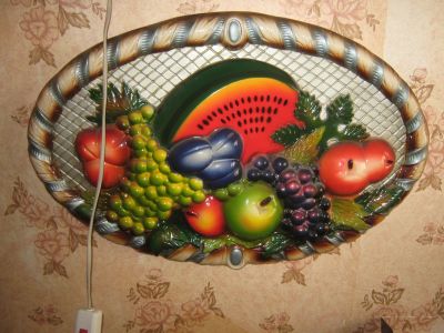 Лот: 20229693. Фото: 1. Натюрморт из фруктов (на барельефе... Картины, гравюры