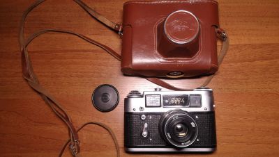 Лот: 25900010. Фото: 1. Фотоаппарат фэд 4 FED. Плёночные дальномерные, шкальные