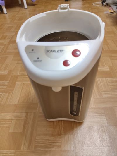 Лот: 19428331. Фото: 1. Термопот Scarlett. Чайники, кофемашины, кулеры