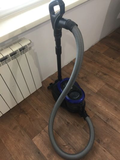 Лот: 16545822. Фото: 1. Пылесос Samsung sc18m21a0sb. Пылесосы, паровые швабры