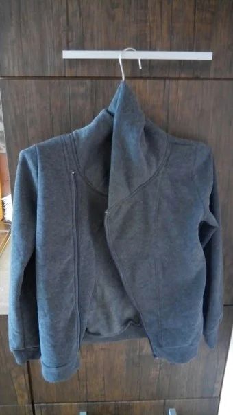 Лот: 5381184. Фото: 1. Кофта на флисе 40-42 размер (русский... Свитеры, толстовки, худи