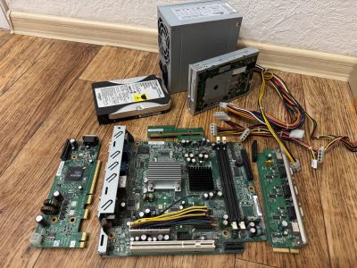 Лот: 25899680. Фото: 1. Компьютерный хлам. Материнские платы