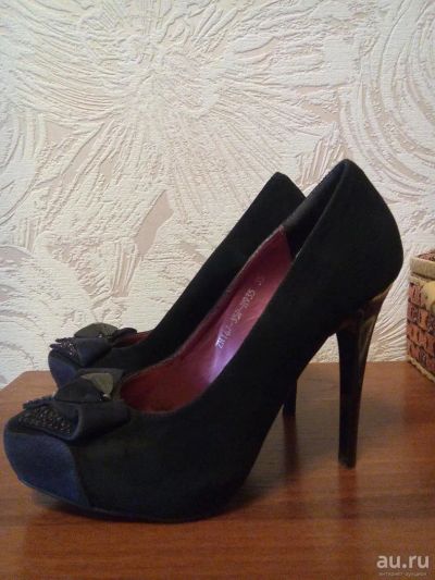 Лот: 9055034. Фото: 1. Туфли замшевые Carlabei . Состояние... Туфли