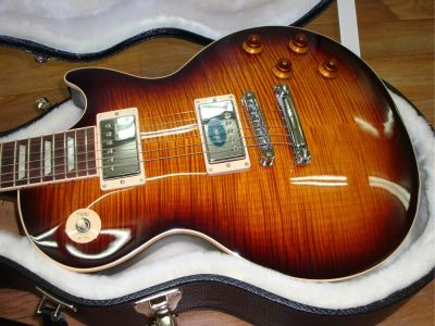 Лот: 3805047. Фото: 1. Gibson Les Paul Standard Premium... Гитары