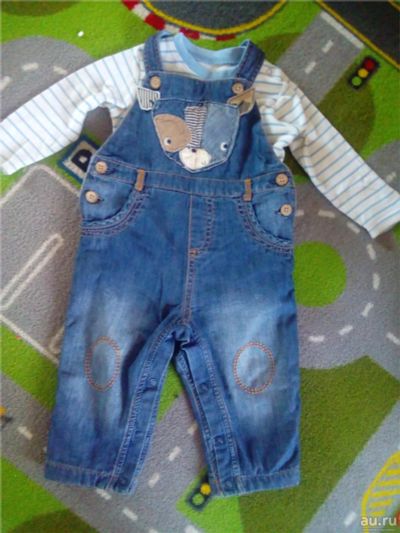 Лот: 9092612. Фото: 1. Джинсовый комбинезон Next + боди. Костюмы, пиджаки, комбинезоны