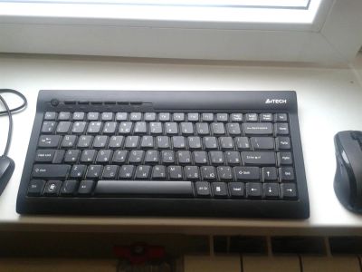 Лот: 3905297. Фото: 1. Беспроводная клава + Мышка. Клавиатуры и мыши