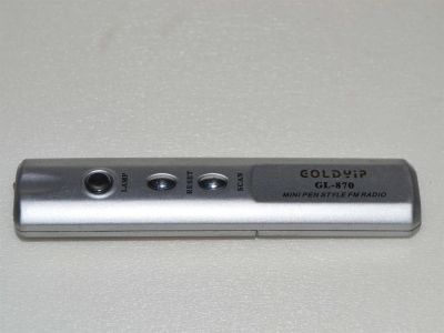 Лот: 3220280. Фото: 1. Радио карманное с фонариком. Тюнеры, радиоприёмники