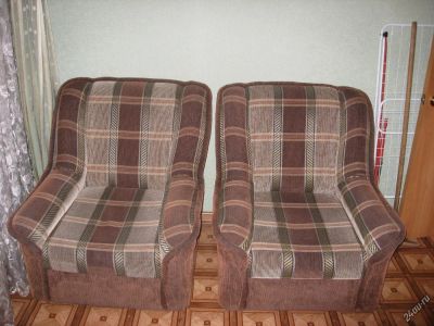 Лот: 5945768. Фото: 1. Кресло одно . С подушками. Читать... Кресла, пуфы