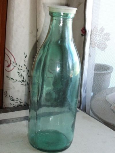 Лот: 15615570. Фото: 1. Бутылка молочная 1 л. стекло 1987... Бутылки, пробки, этикетки