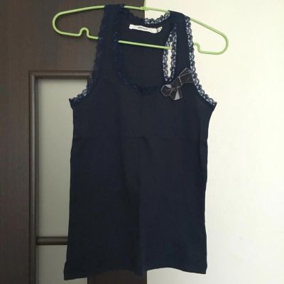 Лот: 7539077. Фото: 1. Майка хлопок с кружевом и бархатным... Футболки, топы и майки