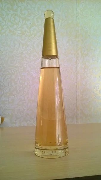 Лот: 7562835. Фото: 1. L`eau D`issey Absolue. Женская парфюмерия