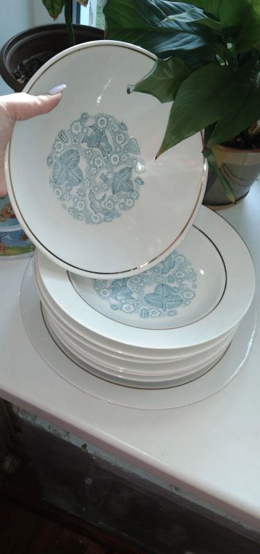 Лот: 16495985. Фото: 1. Старенький сервиз. Сервизы, наборы посуды