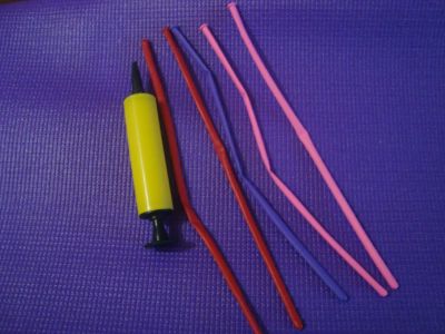 Лот: 7176559. Фото: 1. Насос для надувания шаров + 5... Другое (игрушки)