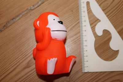 Лот: 3225871. Фото: 1. обезьянка резиновая. Игрушки для купания