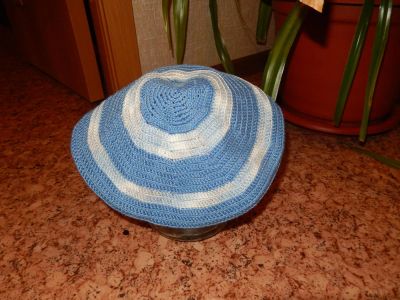 Лот: 4569552. Фото: 1. Вязанный берет. Головные уборы