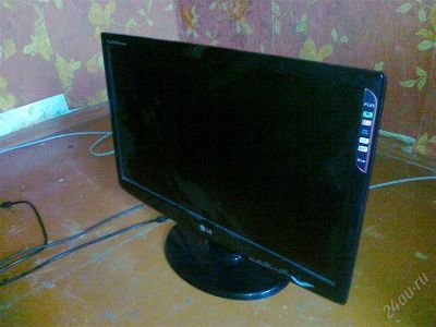 Лот: 2183967. Фото: 1. Продам Широкоформатный Жк монитор... ЖК-мониторы