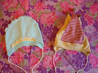 Лот: 92015. Фото: 1. Шапочки на осень. Другое (дети растут)