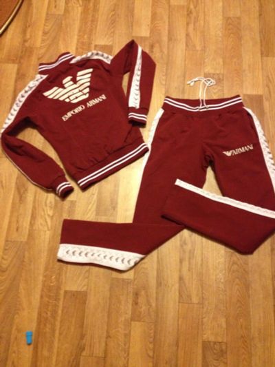 Лот: 6904442. Фото: 1. костюм Armani 42-46. Костюмы