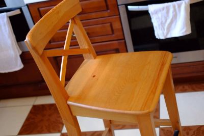 Лот: 8321608. Фото: 1. Ингольф. ИКЕА. Стул барный, морилка... Столы, стулья, обеденные группы