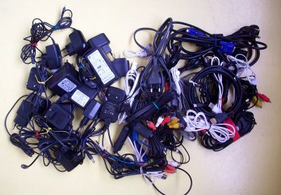 Лот: 25885563. Фото: 1. Адаптеры, блоки питания, провода. Зарядные устройства, блоки питания, адаптеры сетевые для смартфонов