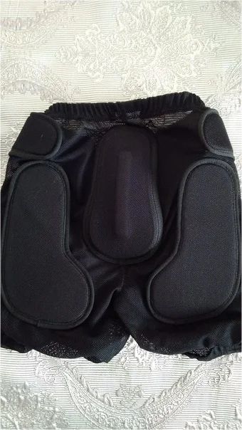 Лот: 6821029. Фото: 1. Шорты защитные BlackFire. Защита тела