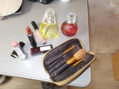 Лот: 4350791. Фото: 1. Косметика и парфюмерия. Макияж