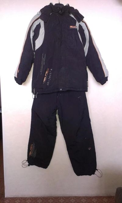 Лот: 5050397. Фото: 1. Зимний спортивный комплект (куртка... Верхняя одежда