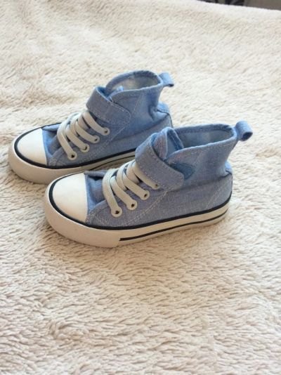 Лот: 6932380. Фото: 1. Кеды унисекс H&M, размер 24. Кеды, кроссовки