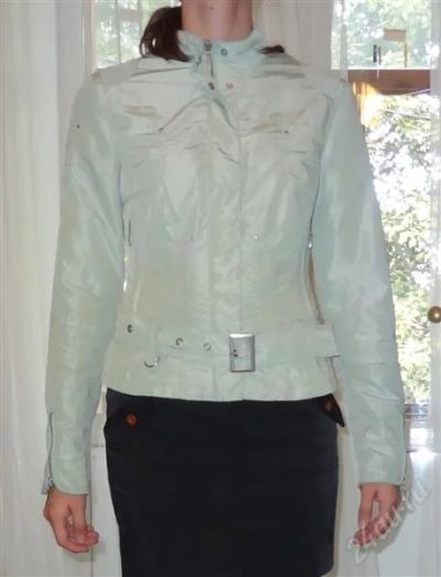 Лот: 2079638. Фото: 1. куртка женская фисташкового цвета. Верхняя одежда