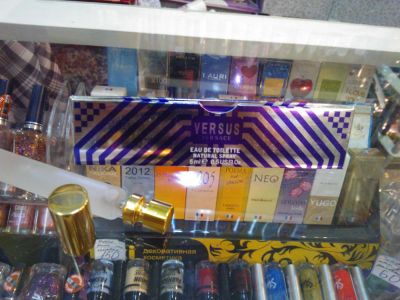 Лот: 6047033. Фото: 1. Versus Versace Духи в ручке объёмом... Женская парфюмерия