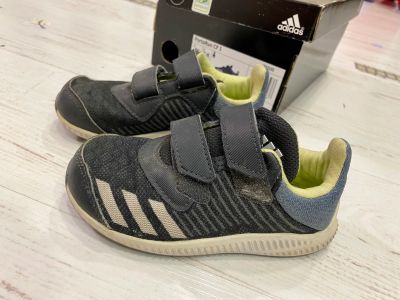 Лот: 15826501. Фото: 1. Кроссовки adidas. Кеды, кроссовки