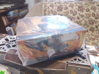 Лот: 25889936. Фото: 1. Дисплей бустеров Берсерк Герои... Настольные игры, карты